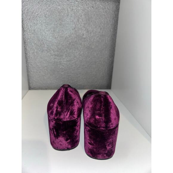 Kenneth Cole Eryn Wine Burgundy Uptown Holiday Party Velvet 2.5” Block Heel - Picture 3 of 6